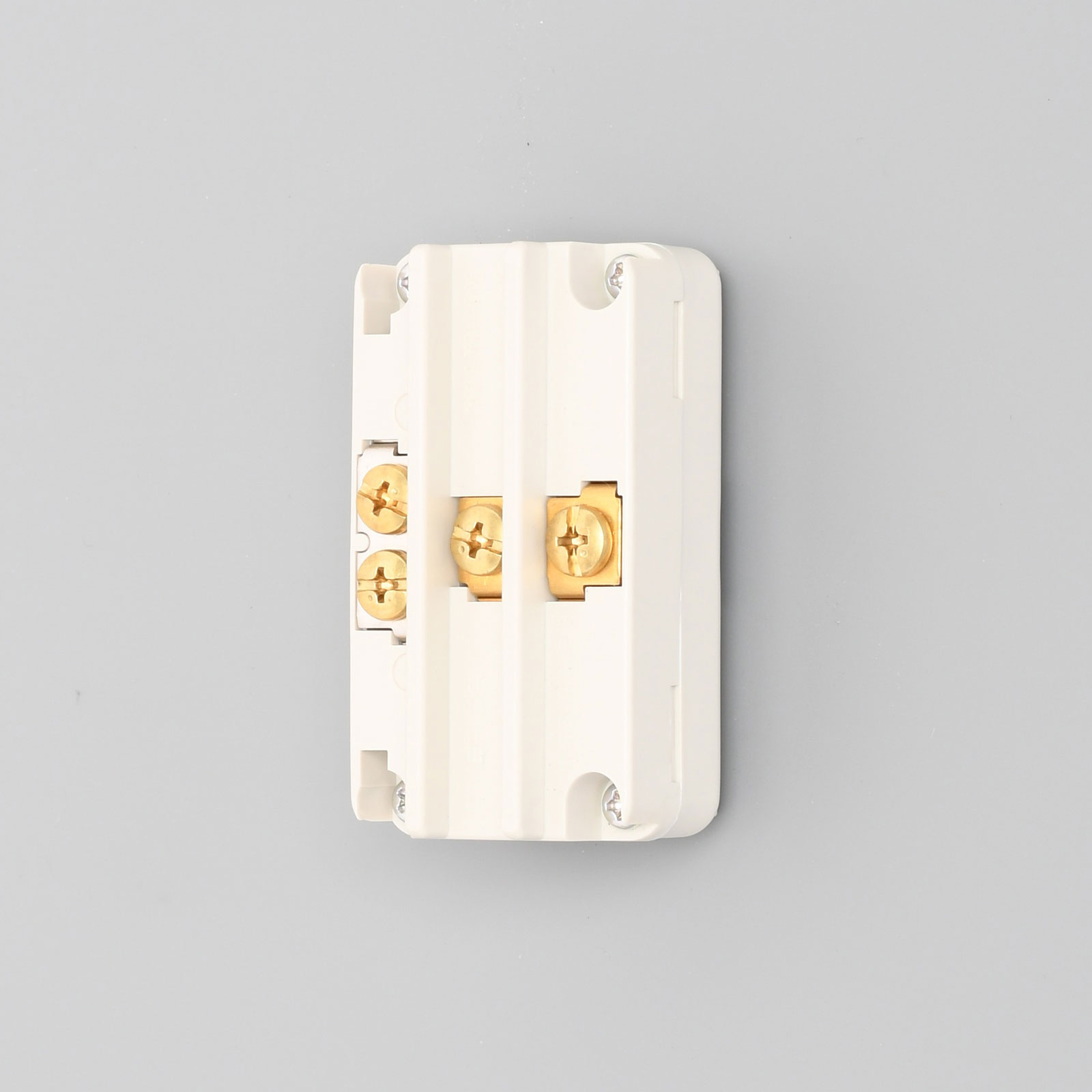 2Pole 3Wire Grounding 15A 125V Panel Mount Duplex Outlet 3117HCDZ AMERICAN DENKI