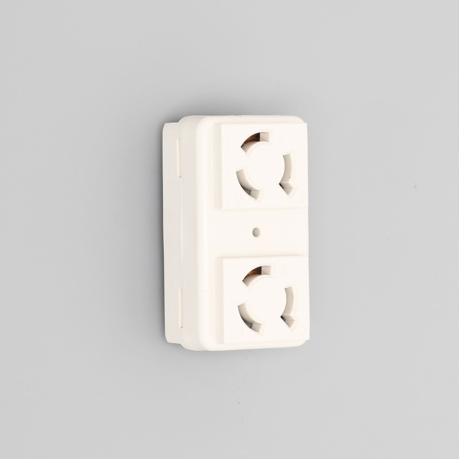 2Pole 3Wire Grounding 15A 250V (NEMA L615) Panel Mount Duplex Outlet 3127HD AMERICAN DENKI