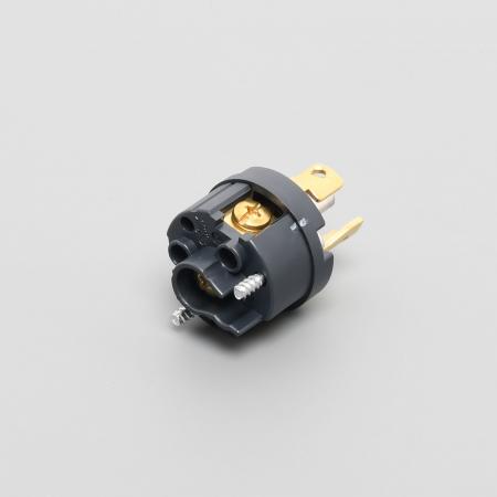 Plug (Nylon Housing)