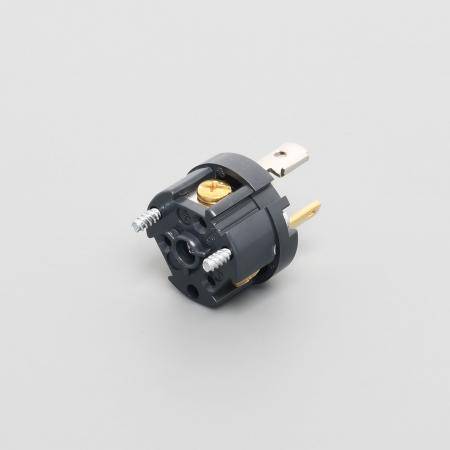 Plug (Nylon Housing)