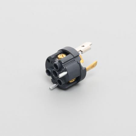 UL Listed and CSA Certified Plug (Nylon Housing)