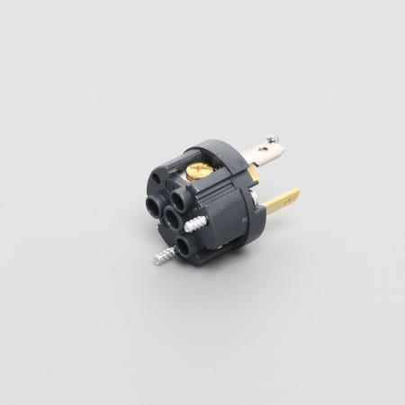 Plug (Nylon Housing)