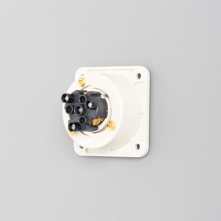 Flanged Inlet (Nylon Housing)