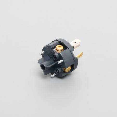 Plug (Nylon Housing)