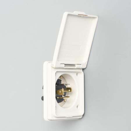 Waterproof Flanged Inlet