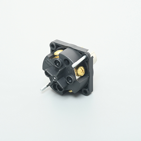 L-shaped Plug (Polycarbonate Housing, Angle Plug)