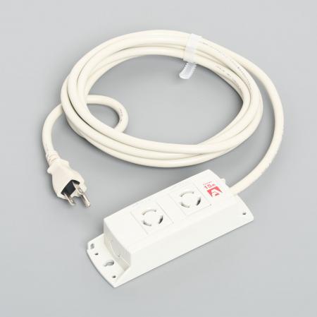 Multiuse Power Strip, 2 Twist Locking Outlet with 5m Cord and Integral Molding Plug