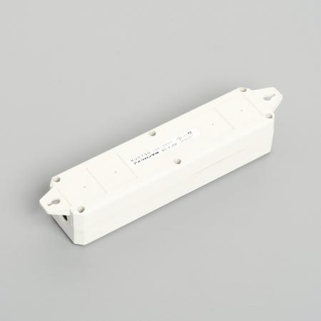 Multiuse Power Strip, 4 Straight Blade Outlet