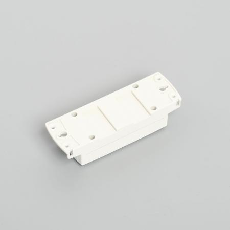 Multiuse Power Strip, 2 Clamp Locking Outlet with 5m Cord and Harness Plug