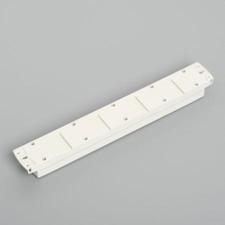 Multiuse Power Strip, 6 Straight Blade Outlet with 5m Cord and Straight Blade Plug