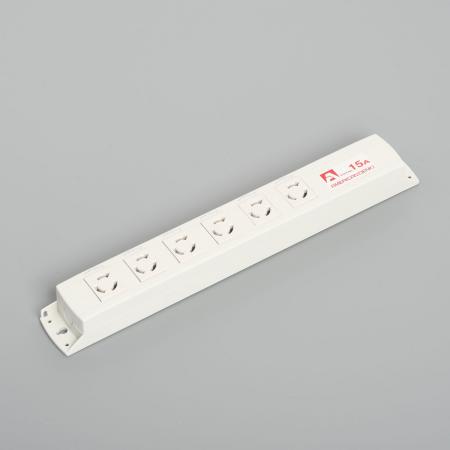 Multiuse Power Strip, 6 Twist Locking Outlet