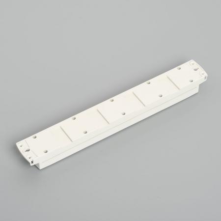 Multiuse Power Strip, 6 Combination Outlet with 3m Cord and Straight Blade Plug