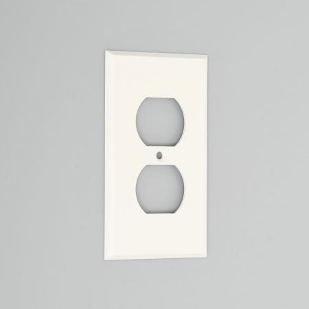 Wall Plate for Duplex Receptacle [Nylon]